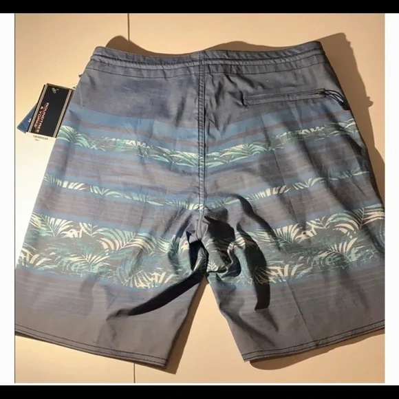 Men’s blue striped printed swim trunks M - Picture 2 of 4